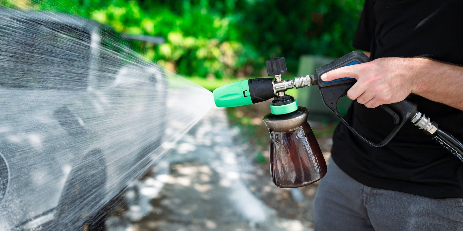 Foam Cannon Wash Method: How to Wash a Car Without Scratching It