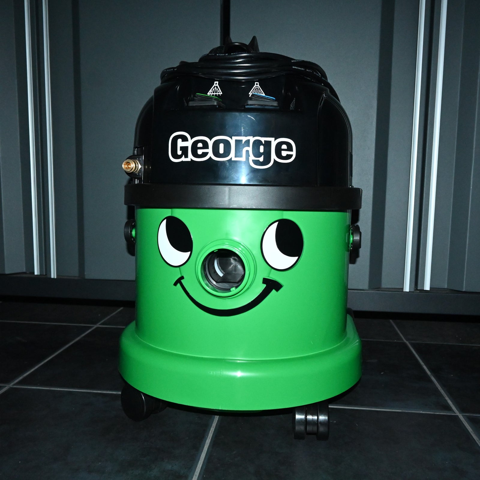 Vacuums and Extractors