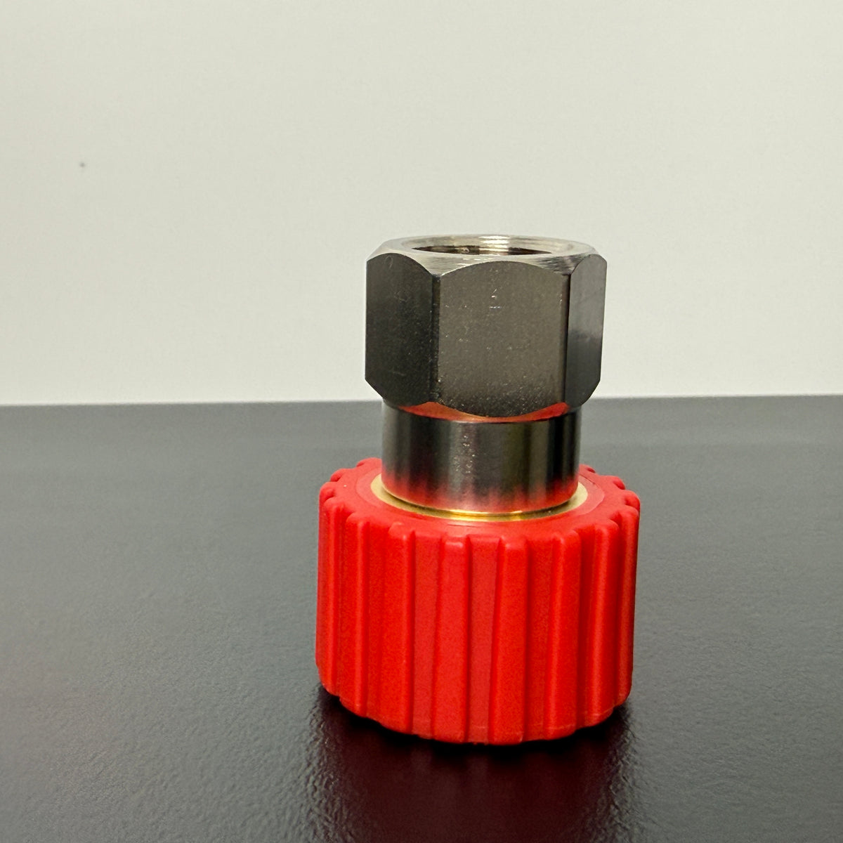 Mosmatic DKS 70.104 Swivel Coupling | M22x1.5 Female to G3/8" Female