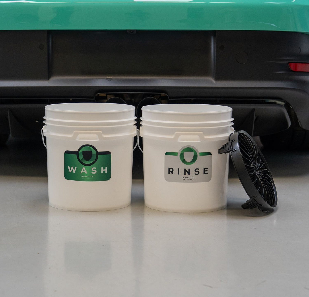 Armour Wash Bucket Bundle with Dirt Lock