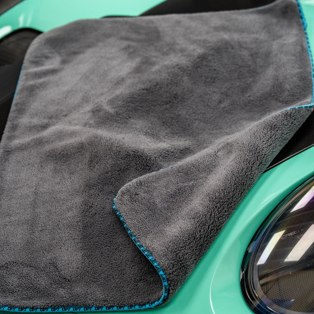 Optimum Pro Plush Microfiber Drying Towel 1300GSM